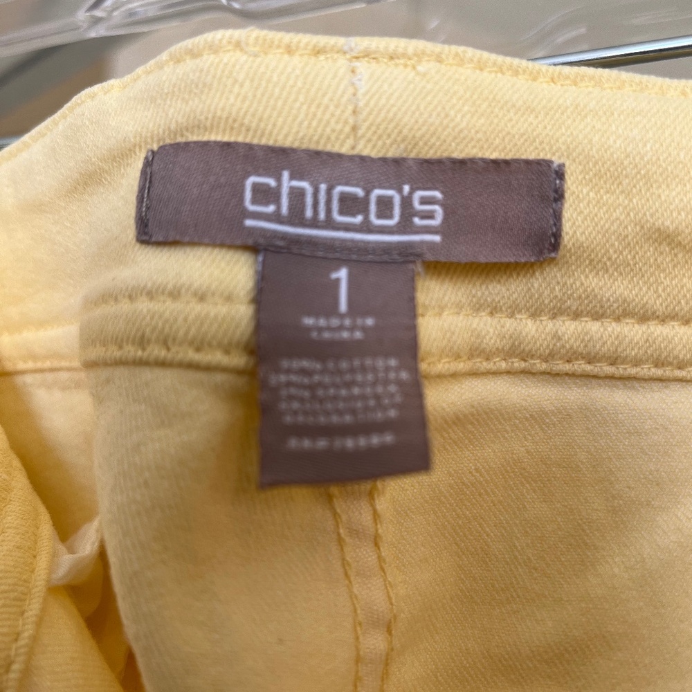 Chicos Yellow Straight leg Jeans Size 1 (equivalent to  Size Med or 8)